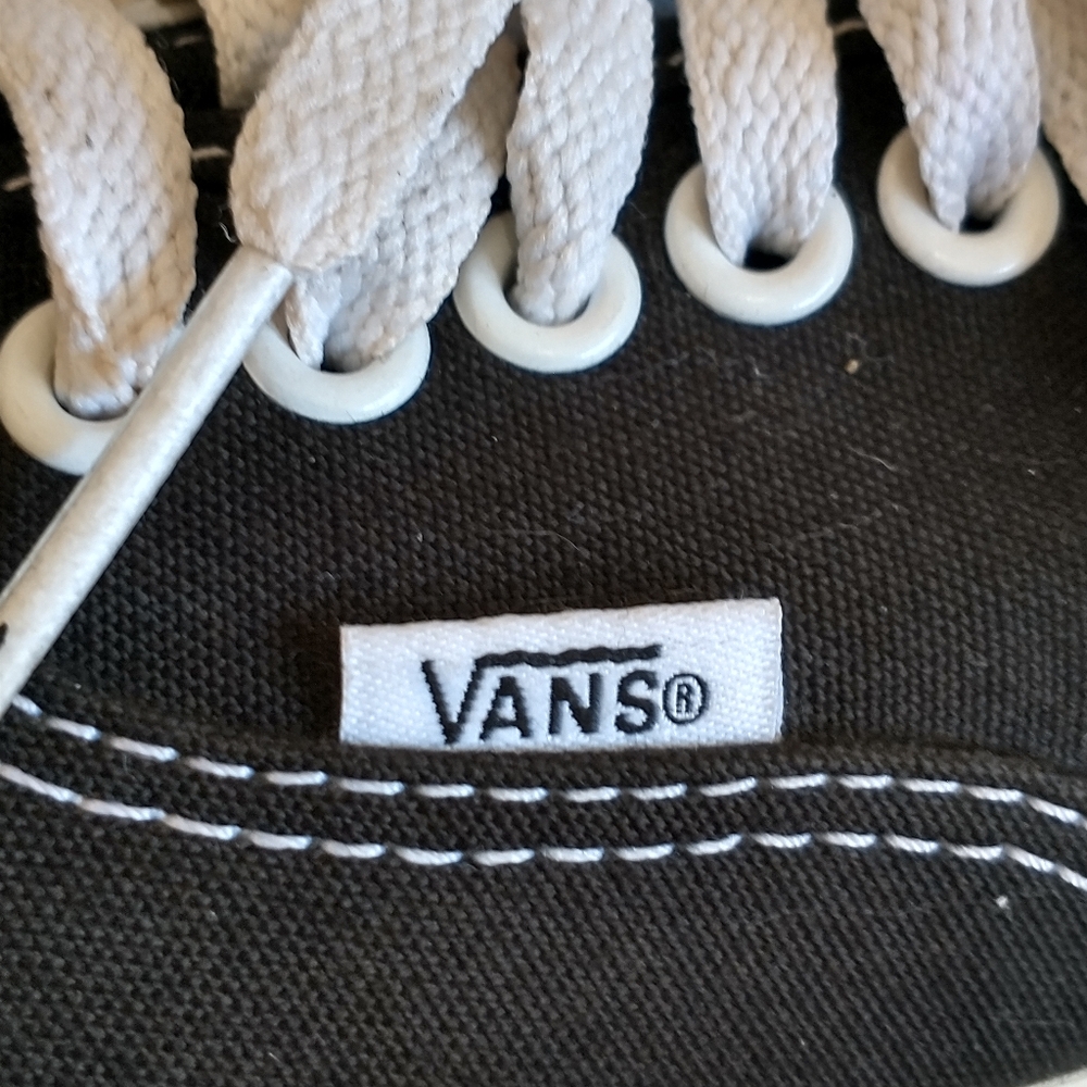 Vans Off the wall Women's Shoes - Picture 2 of 10